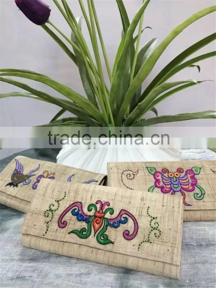 Ramie Fabric & horsetail-based embroidery lady Wallet