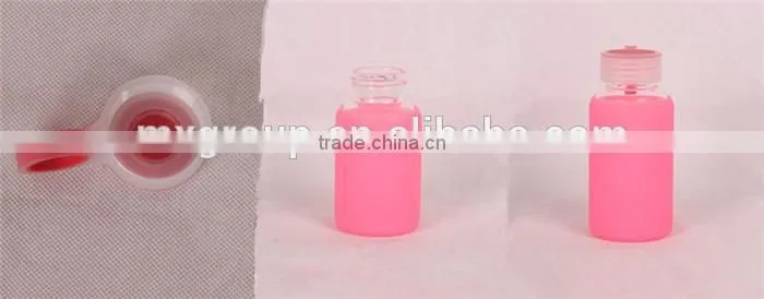 Factory low price of unbreakable silicate glass water bottle,anti heating slicone sleeve glass water bottle