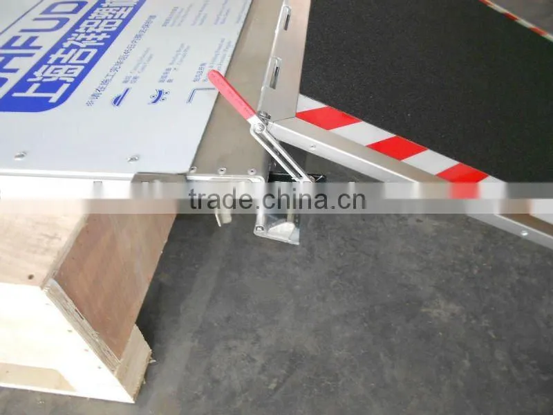 Manual Wheelchair Ramp for Low Floor Bus