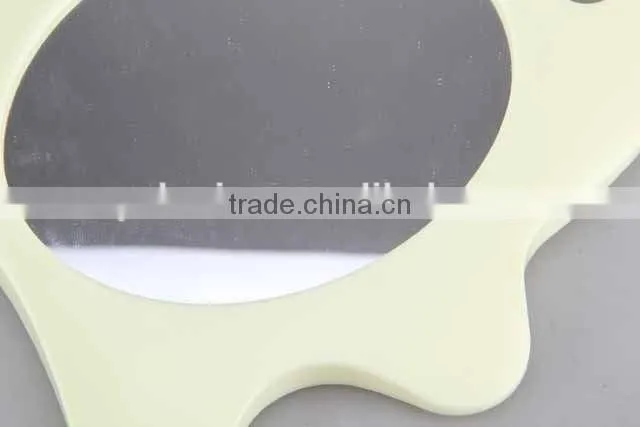 Ghost shaped plastic mirror creative mirror