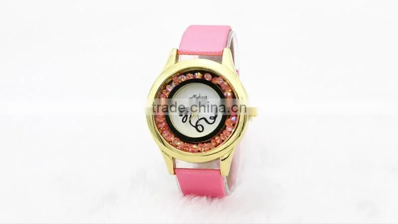 2017 round dial vogue women's sexy quartz watch with crystal diamond