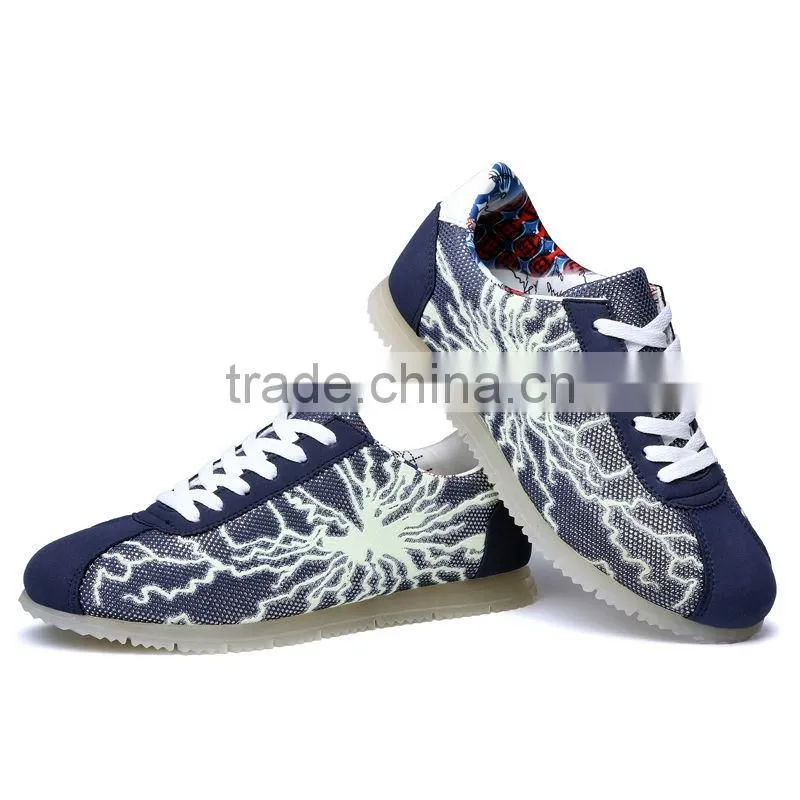 new style fashion men light casual shoes sneakers sample for male, adults fluorescence light sport shoes sneakers for men good