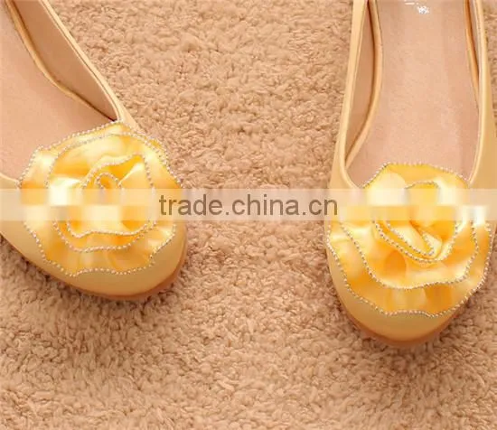 Lovely DIY ribbon shoe rose flower for girls