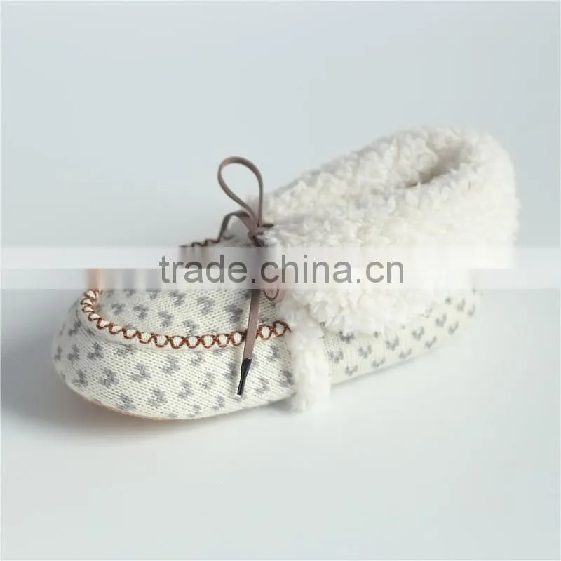 Premium quality lady knitted indoor slipper with shoelace