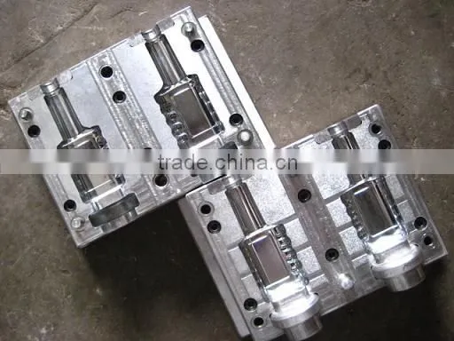 plastic cosmetic bottle mould