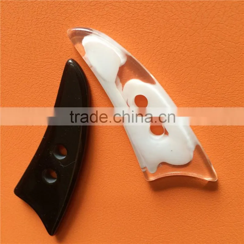 RESIN FLATBACK HORN BUTTON