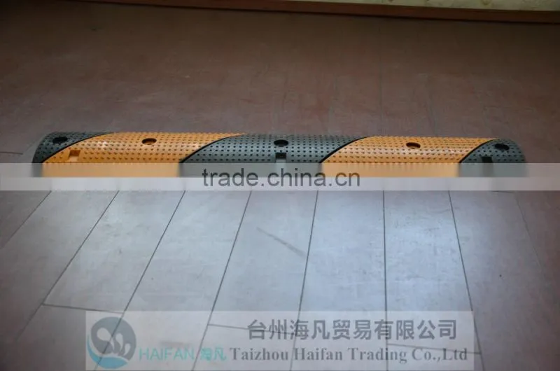 speed hump for parking system/ cheap substantail speed hump for garage/portable speed hump use on road for safety