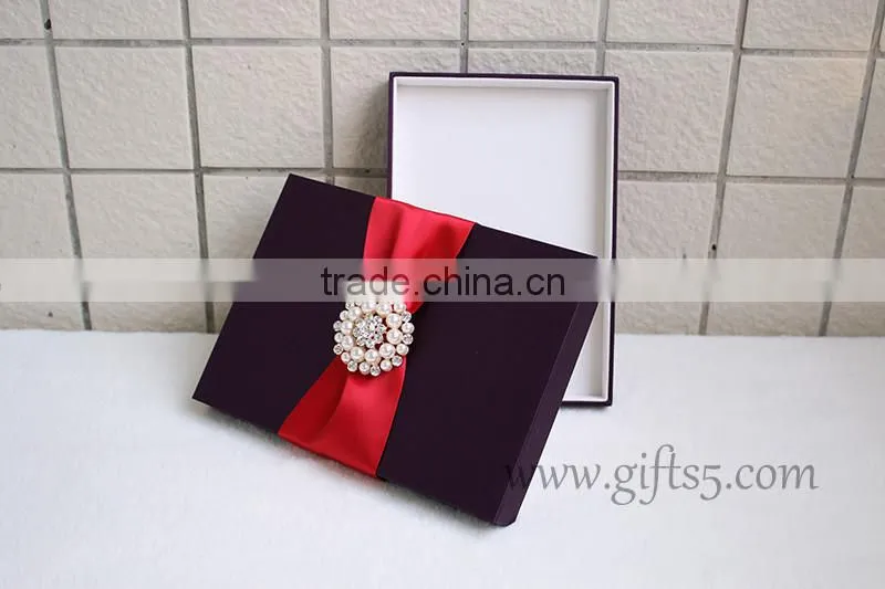 Custom Handmade Elegant wedding gift boxes for invitaions