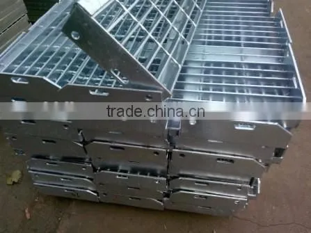 Steel Material galvanized metal grid panel with low price