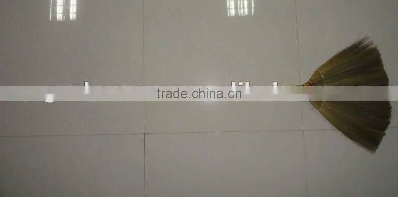 Short handle corn broom