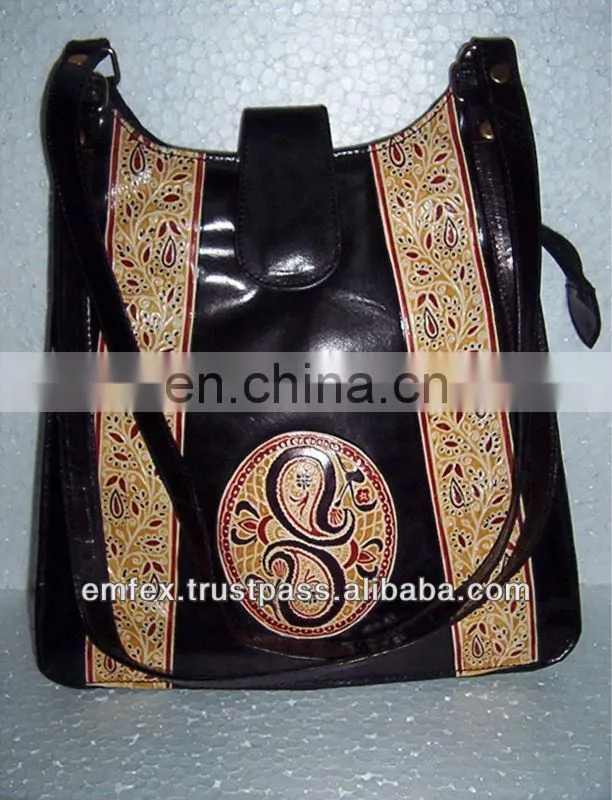 Genuine leather bags manufacturer, ladies leather purses, wallets custome design exports