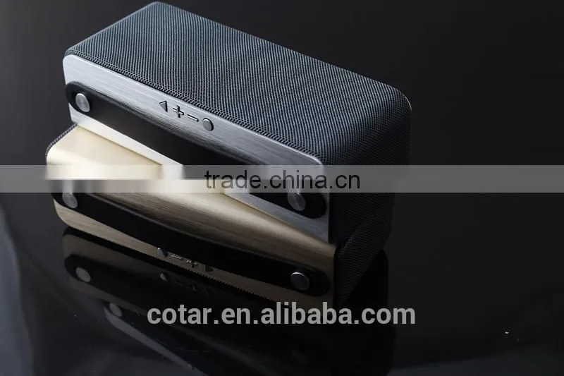 Portable Aluminum Battery Capacity 2200 mah Special Fortified Speaker Bluetooth Speaker With Hand Band