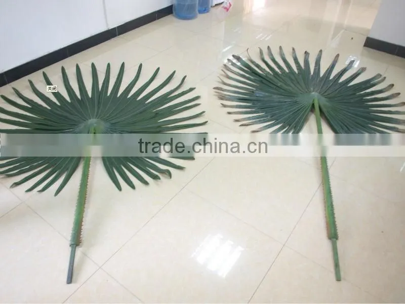 High simulation Artificial palm tree leaves/Fake Palm leaves/Silk leaves/plastic palm leaves