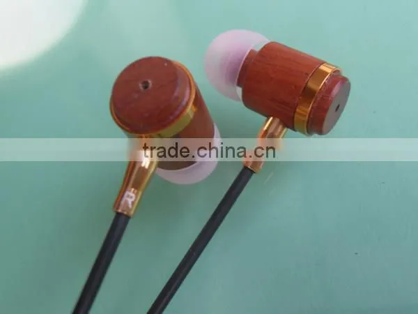 Super bass wooden in-ear earbud&earpiece in ear With mic in retail pack