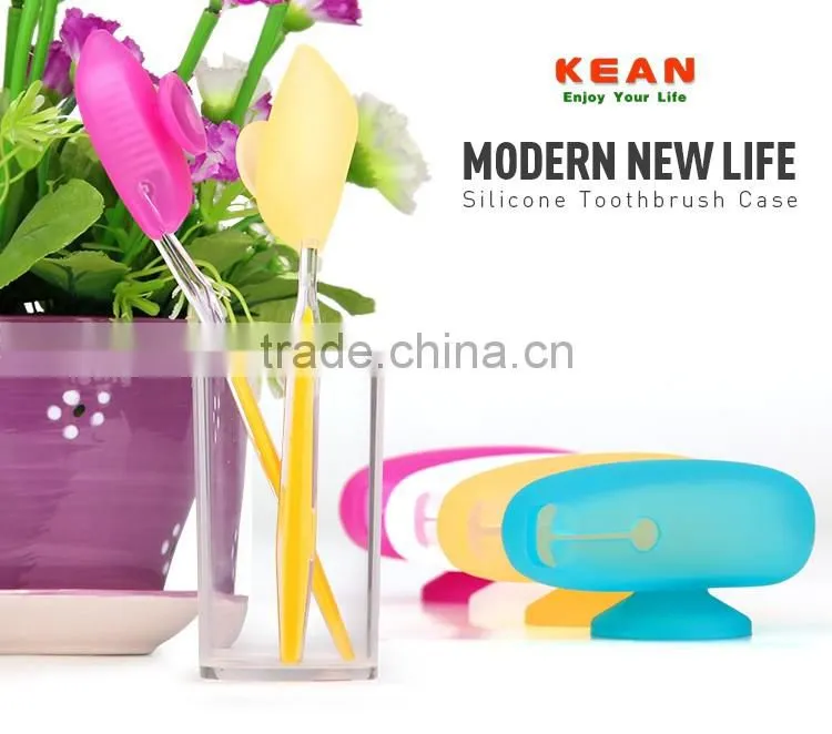 Outdoor adult silicone toothbrush cover use as water cup