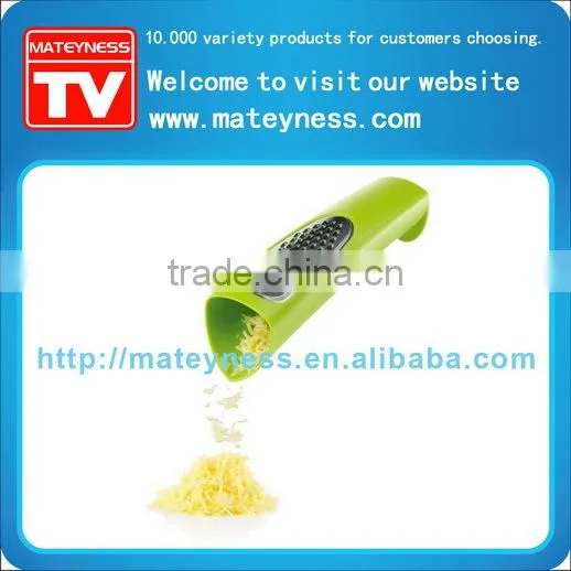 cheese grater with container