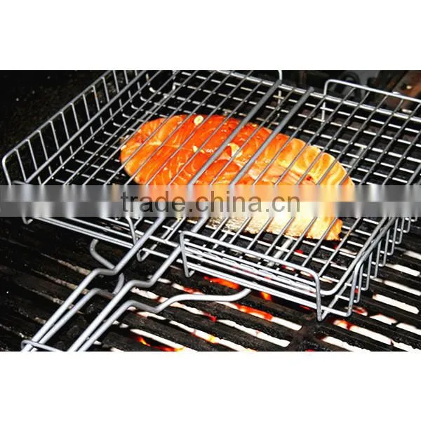 ST147 Deluxe Stainless Steel grilling basket with Rubber Wood Handle