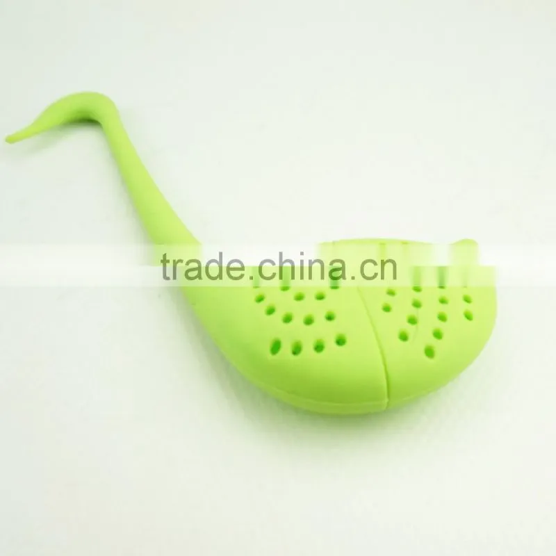16050 Hot selling goose shape silicone tea strainer
