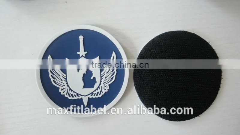 2016 china cheap high quality custom rubber badge