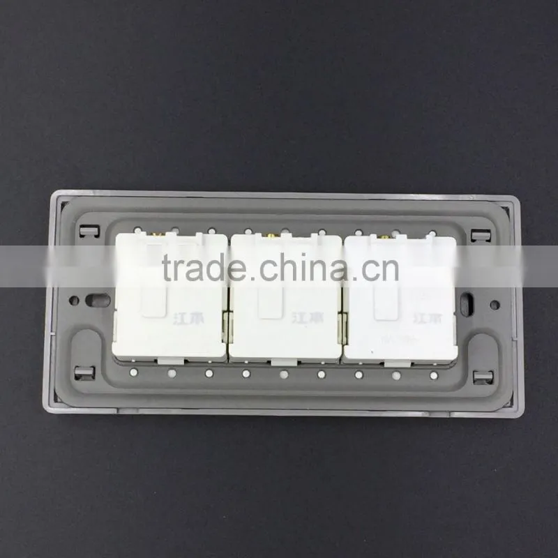 Popular 118 type power socket switch, white 3 gang switch