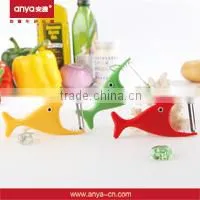 D472 Anya Kitchen Utensils Swivel Peeler Lovely Carrot Kitchen Ware With Bottle Opener Fridge Magnet