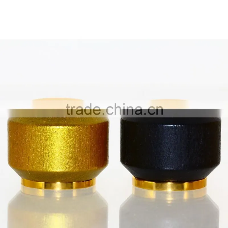 Wooden perfume cap with aluminum