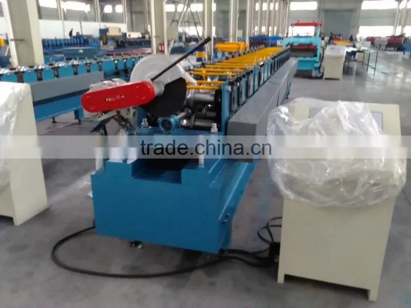 Steel pipe forming machine
