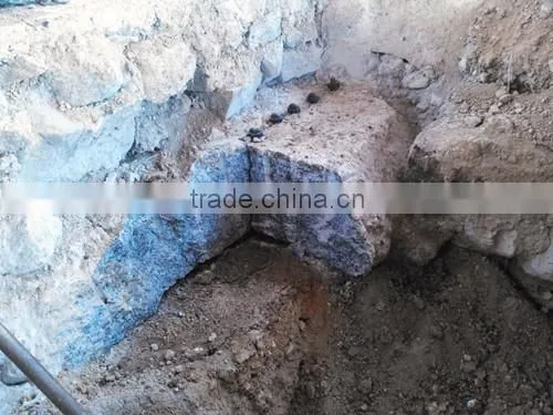 Hand stone rock splitter