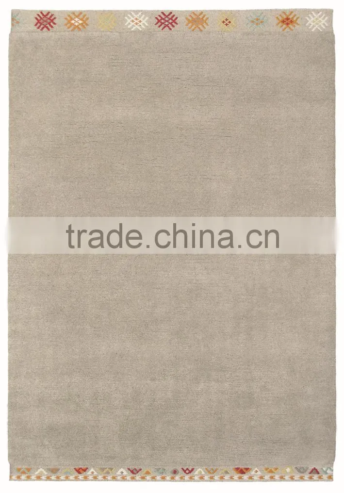 Pure color hand tufted rug for apartment, house decoration, balcony