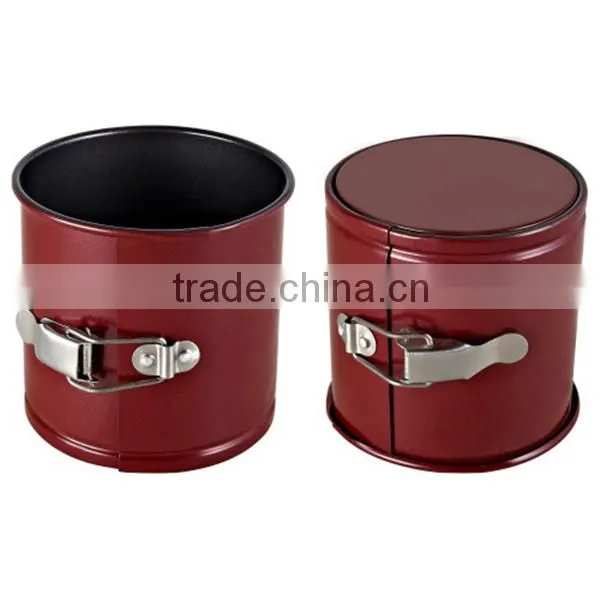 non-stick carbon steel cake mold with glass base
