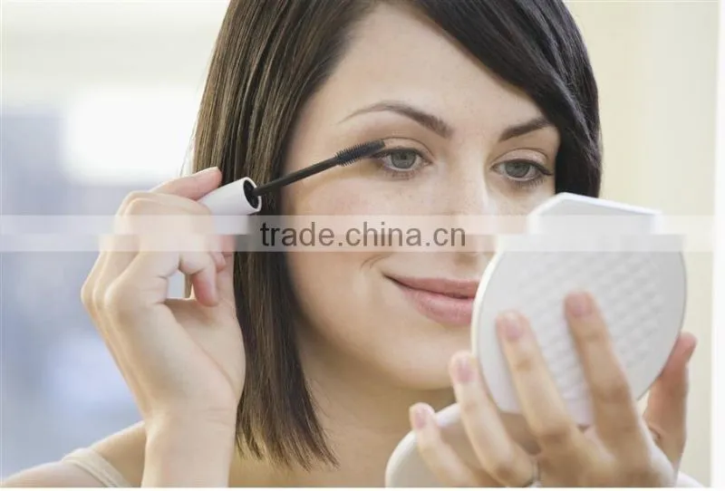 Body Benefits Pop-Up Hairbrush with Mirror