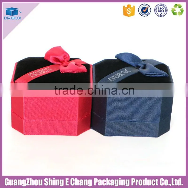 Brand new ring box jewelry with velvet foam box inserts