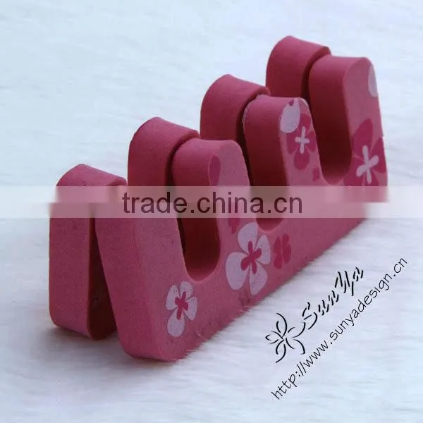 Foam toe separator