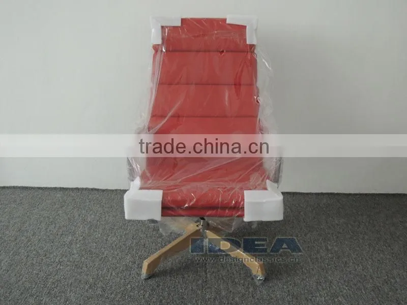 Replica Charles Management Soft Pad Lounge Chair - Red Genuine Leather