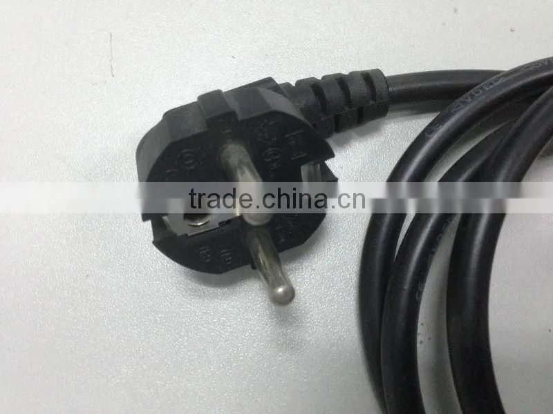 Schuko power plug to C13 with Power Supply Cable
