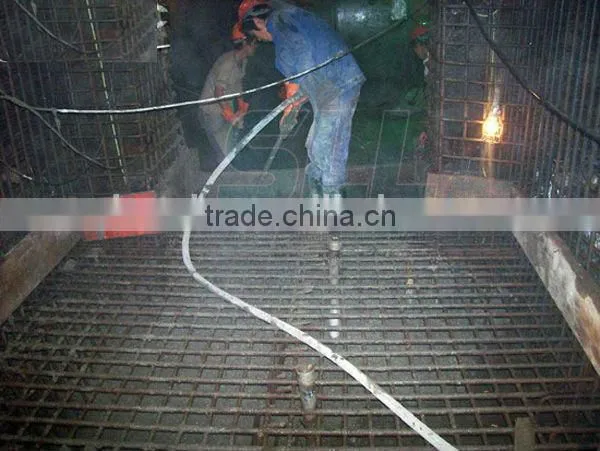 Easily operated tile grout cement grout