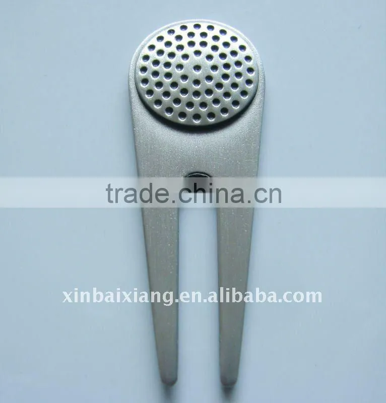 Elegant and simple design golf equipment divot repair tool