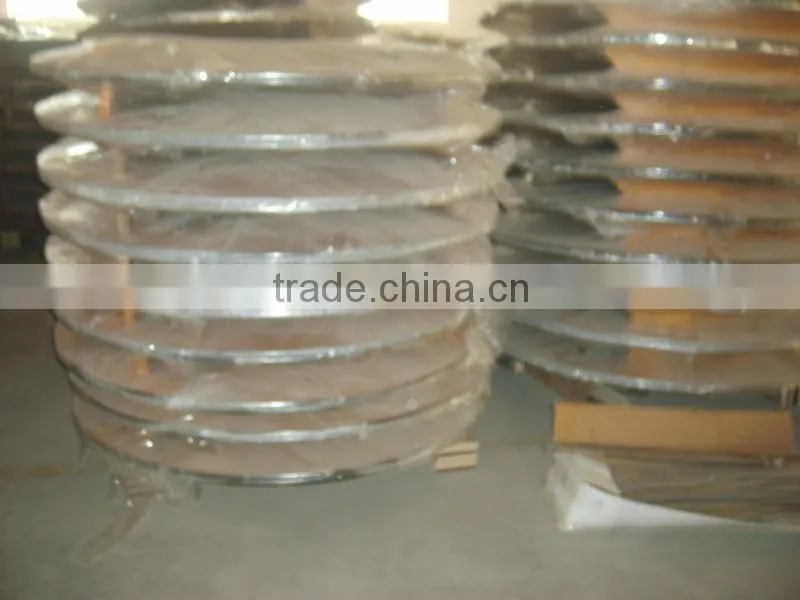 Modern round plywood table top and metal folding table legs