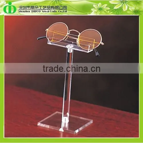 DDU-0031 Trade Assurance Clear Acrylic Sunglasses Holder