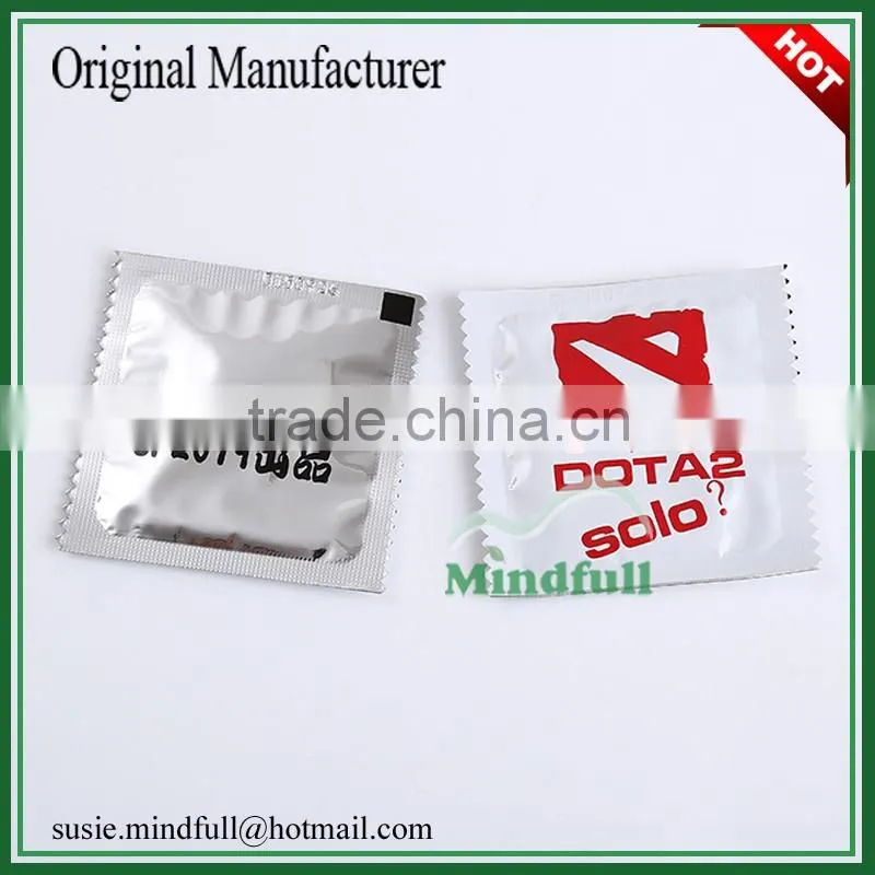 OEM Brand 6*6cm Packing Wholesale Antibacterial Wet Cleaning Wipes