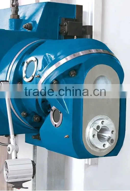Fresadora / Bed Type Universal Swivelling Head Milling Machine ( BM716 )
