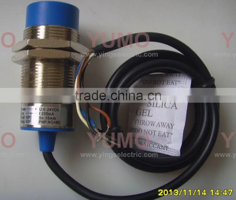 YUMO LM30 PNP NO NC range 15mm Inductive proximity sensor LM30-3015PC