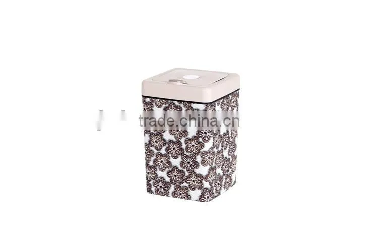 Flip Square Plastic Trash Can Waste Bin Square Container With Lid 13L
