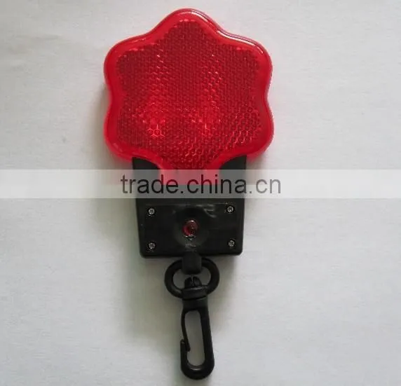 Halloween decorative light flower shape plastic led light keychain