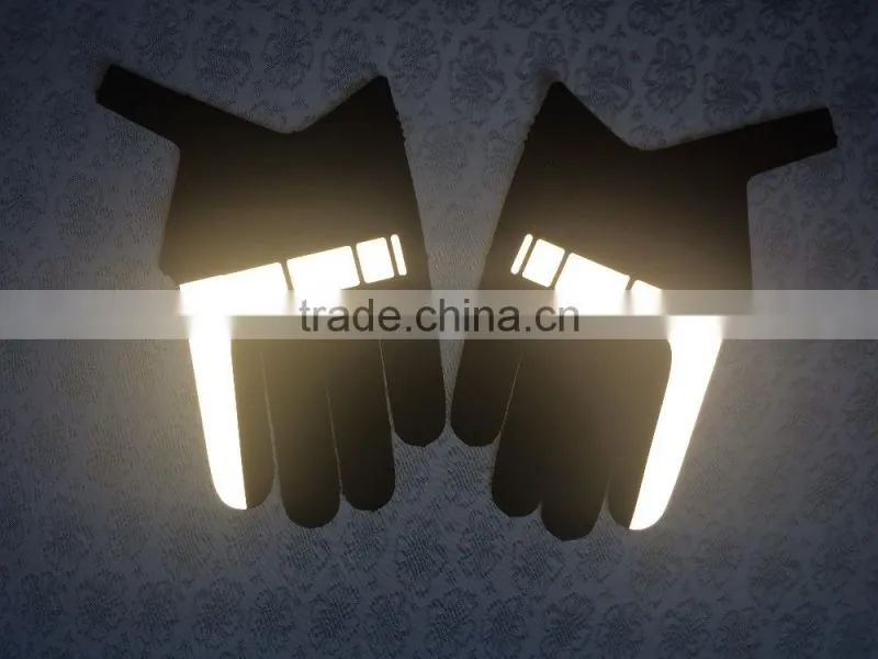glow in the dark heat transfer reflective labels for clothing