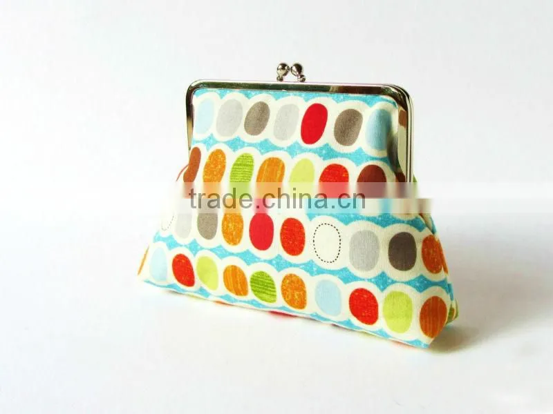 Beautiful pattern pringting fastener seal polyester cosmetic bag