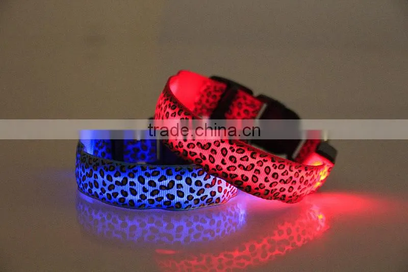 Leopard-print flat fibre LED collar light pet dog collar supports customized size