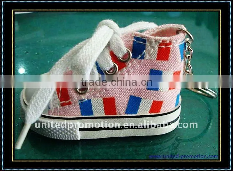 gift shoe keychain sneaker