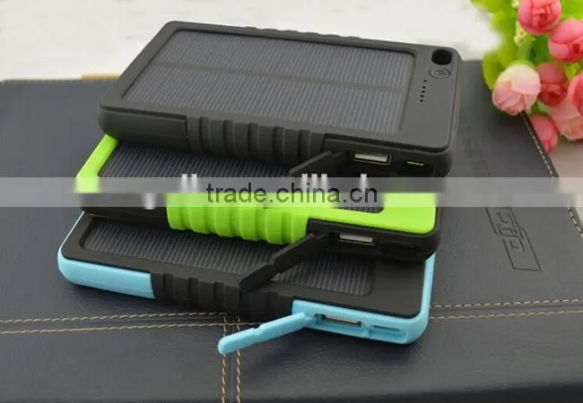 Hot 8000mah portable mobile solar power bank with dual USB made in China