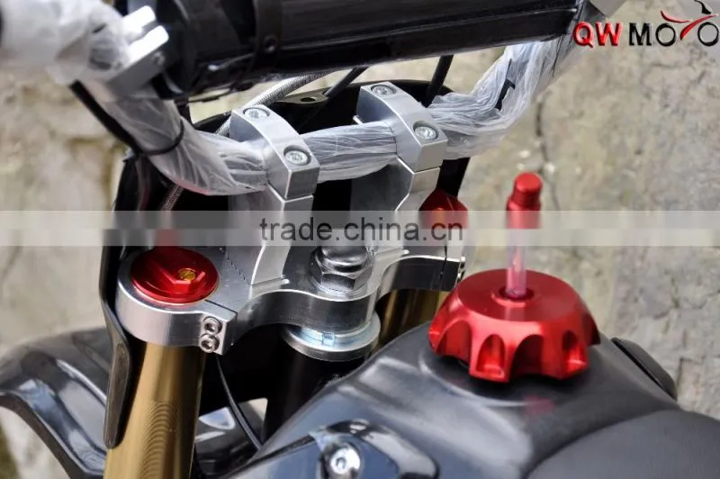 140cc 150cc 160cc dirt bike 4 strokes 140cc 150cc 160cc Off-road motocross for professional QWMOTO